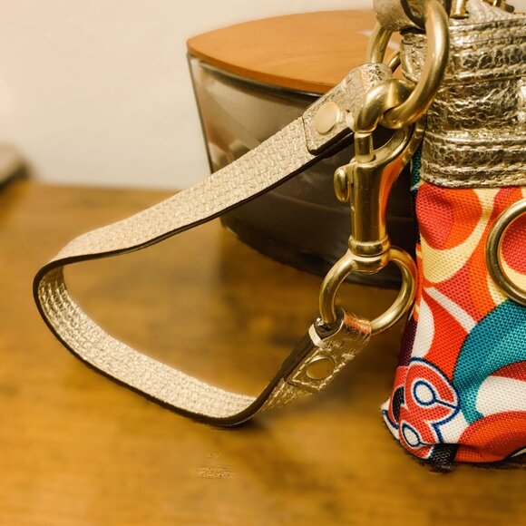 Coach Poppy Wristlet - Picture 5 of 15